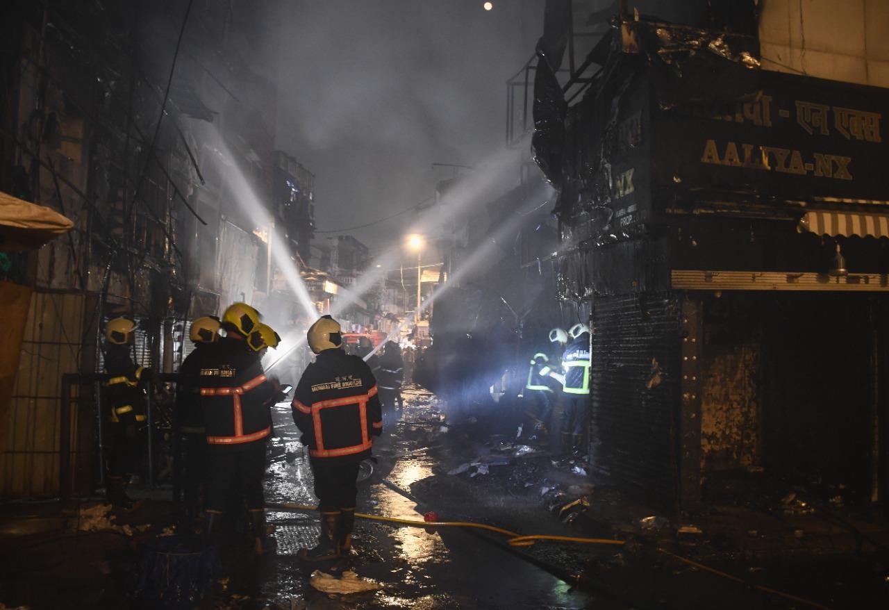 According to BMC's disaster management unit, the fire was reportedly started at around 8:15 pm and the cause is yet to be ascertained